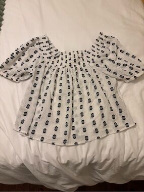 Loft Black and White Shirt Size M Women’s Summer Shirt